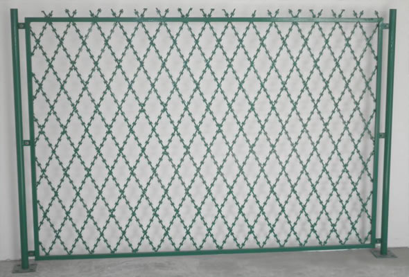 Zhengyang ‘s Welded Razor Wire Mesh Is Selling “Like Hotcakes” Сварная колючая сетка Zhengyang продается «как горячие пирожки»