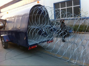 Berlin Riot: 123 Police IInjured in Anti-gentrification Prot Берлинский бунт: 123 полицейских получили ранения в ходе выступлений против джентрификации