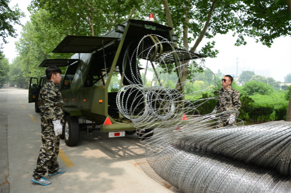 ZhengYang----Rapid Deployment Barrier ЧжэнЯн ---- Барьер быстрого развертывания