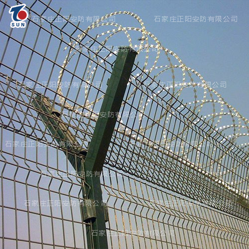 Забор безопасности аэропорта