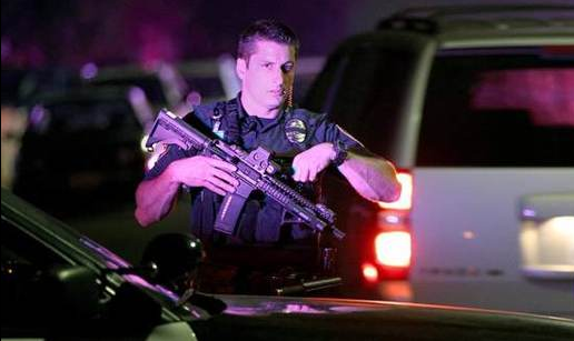 США стреляют в Калифорнии